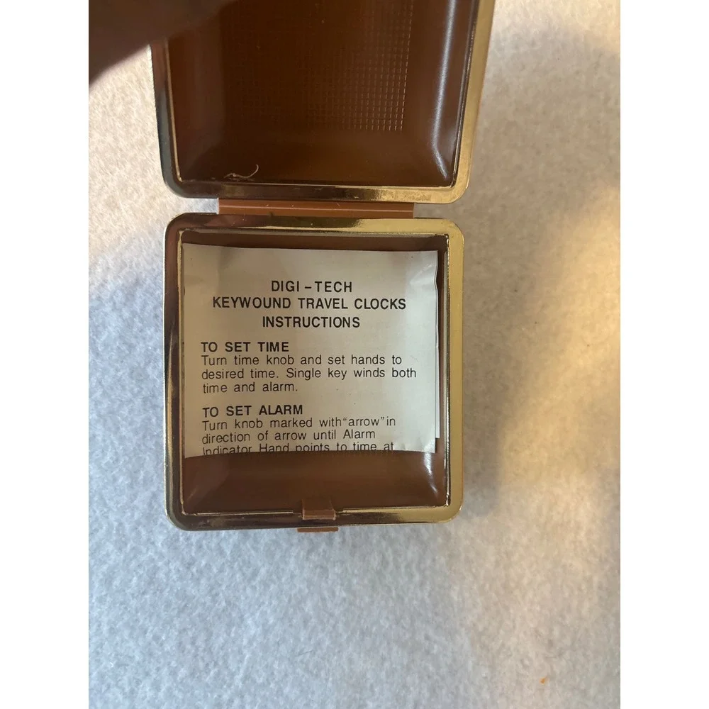 Digi-Tech Vintage Style Keywound Travel Alarm‎ Clock Tan Folding Case Mechanical